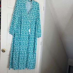 Long trendy dress